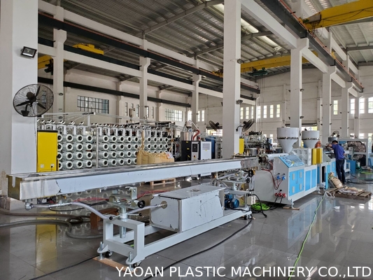 PLC plástico 120kw 150mm da máquina da extrusão da tubulação do PVC da mangueira de jardim