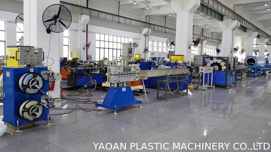 A mangueira de jardim/fio trançado reforçou a linha da extrusão da mangueira do PVC, máquina plástica da extrusão da tubulação do PVC